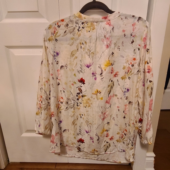 Blouse - Picture 2 of 2